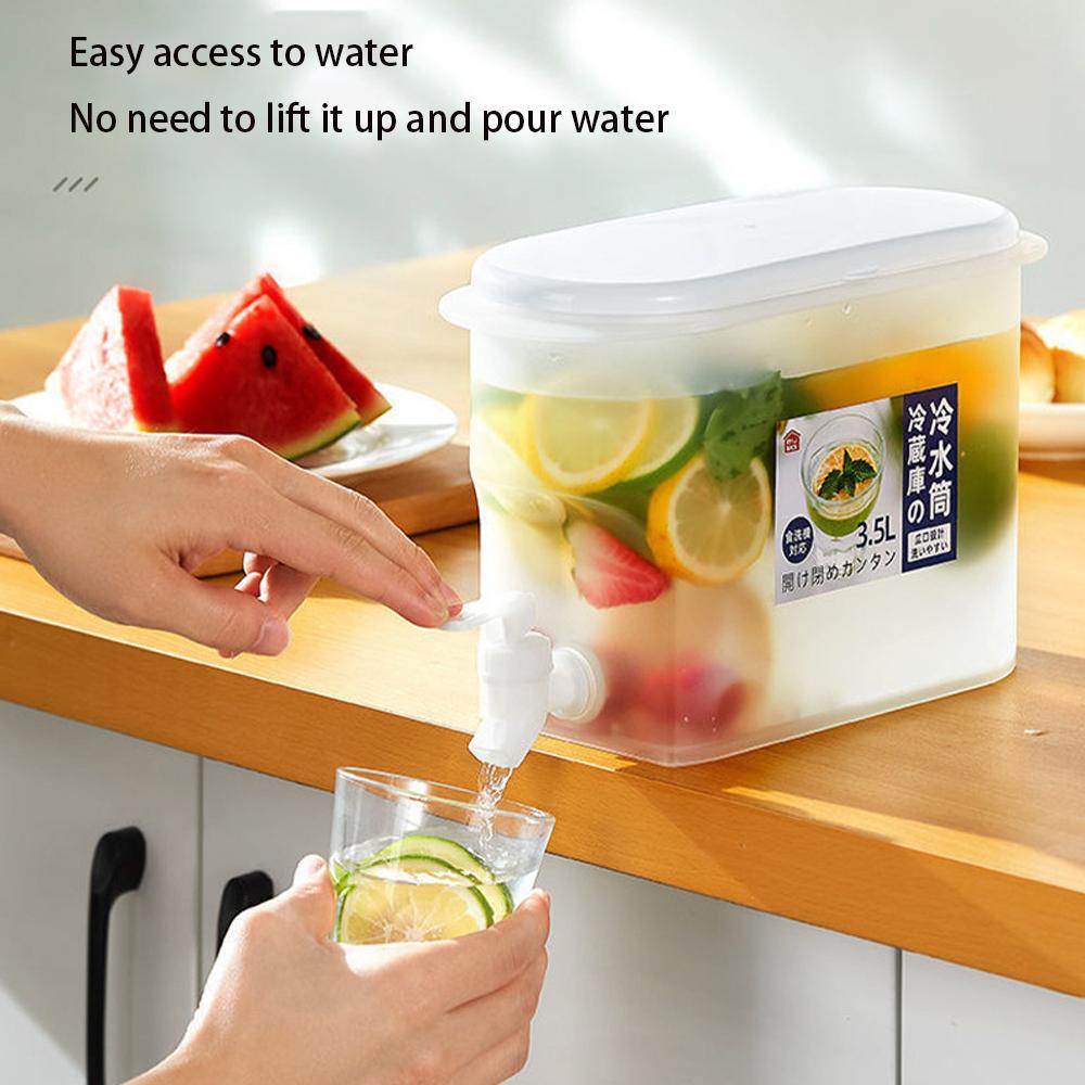 Large capacity chilled water pot 3.5L juice pot with faucet, refrigerator, ice drinking machine, refrigerator and faucet
Large capacity chilled water pot 3.5L juice pot with faucet, refrigerator, ice drinking machine, refrigerator and faucet