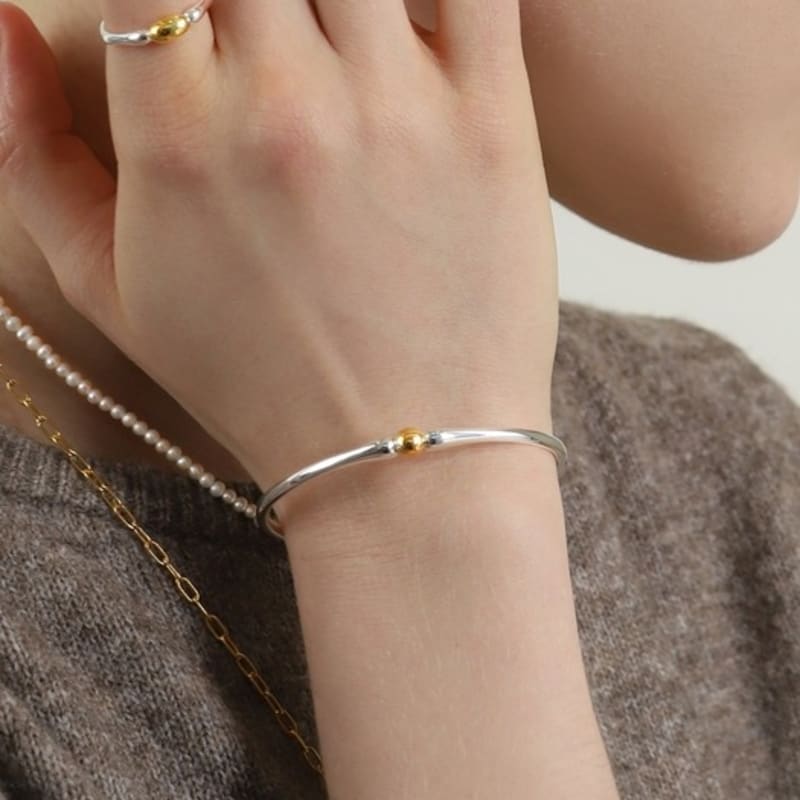 ozel Silver925 Smooth Combi Open Cuff Bracelet PS167B Combi
ozel Silver925 Smooth Combi Open Cuff Bracelet PS167B Combi