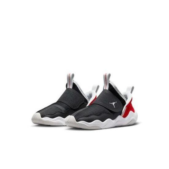 Air Jordan 23/7 PS Bloodline DQ9293-061 EU 35 чорний/білий
Air Jordan 23/7 PS Bloodline DQ9293-061 EU 35 чорний/білий