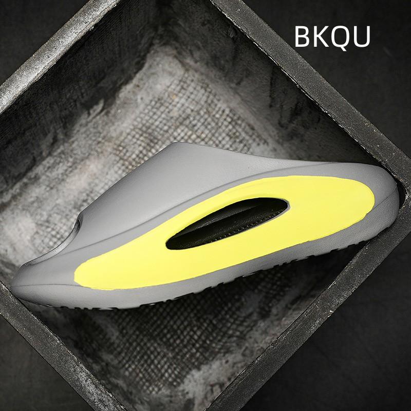 Beach Slippers for Men Round Toe Lightweight Platform Water Proof Comfortable Trendy All-match Breathable Shoes Summer Main
Beach Slippers for Men Round Toe Lightweight Platform Water Proof Comfortable Trendy All-match Breathable Shoes Summer Main