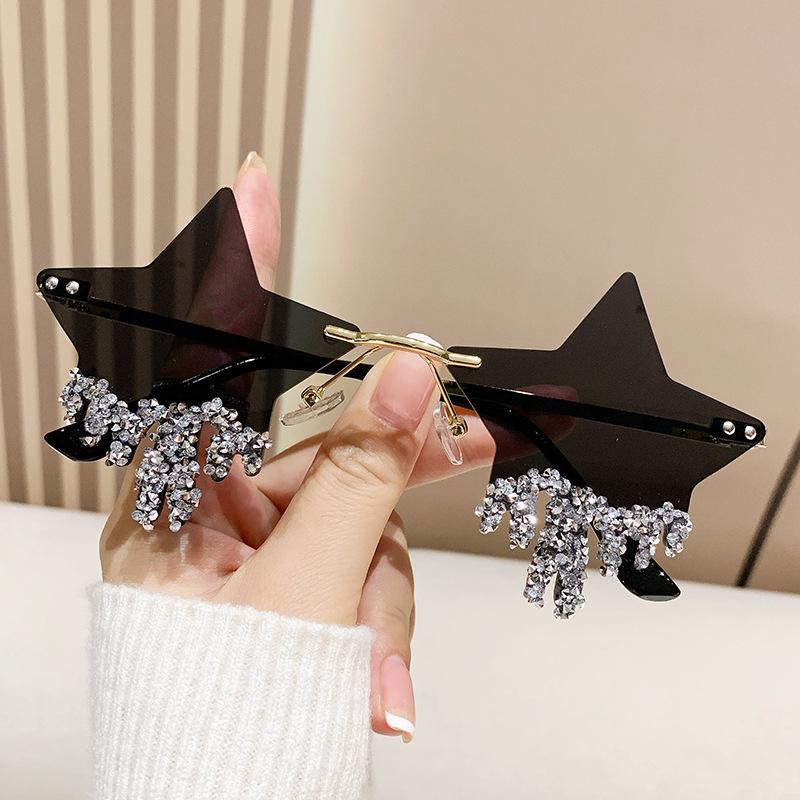 Designer Rimless Sunglasses Women Men Unisex Hallowmas Glasses DIY Rhinestones Luxury Stars Shades for Party чёрный
Designer Rimless Sunglasses Women Men Unisex Hallowmas Glasses DIY Rhinestones Luxury Stars Shades for Party чёрный