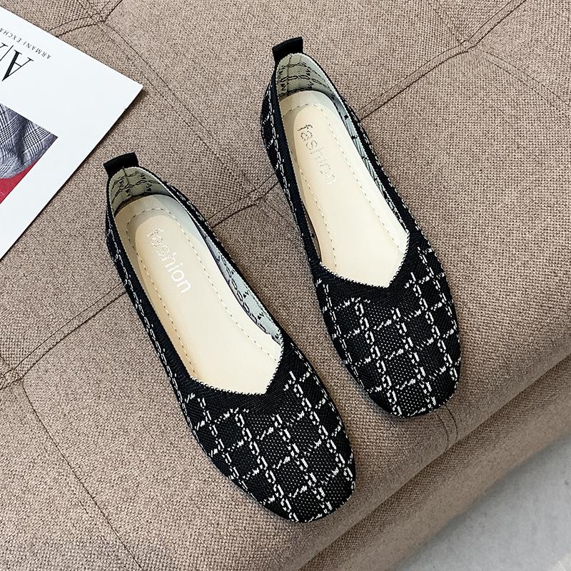 Летние женские туфли на плоской подошве без застежек с закрытым носком, удобные туфли-лодочки, подходящие по цвету, элегантные блестящие удобные женские туфли 35 чёрный
Летние женские туфли на плоской подошве без застежек с закрытым носком, удобные туфли-лодочки, подходящие по цвету, элегантные блестящие удобные женские туфли 35 чёрный