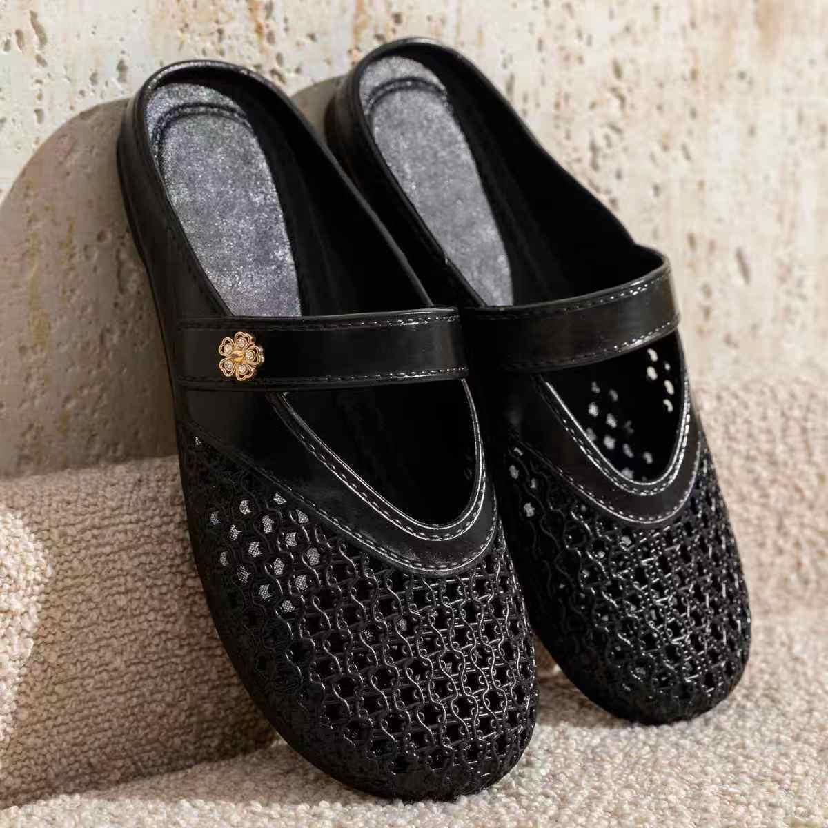 Women s Summer Transparent Crystal Baotou Slippers Soft Sole Non slip Hollow Out Flat Sole Home Slippers Outdoor Beach Slippers 36 чорний
Women s Summer Transparent Crystal Baotou Slippers Soft Sole Non slip Hollow Out Flat Sole Home Slippers Outdoor Beach Slippers 36 чорний