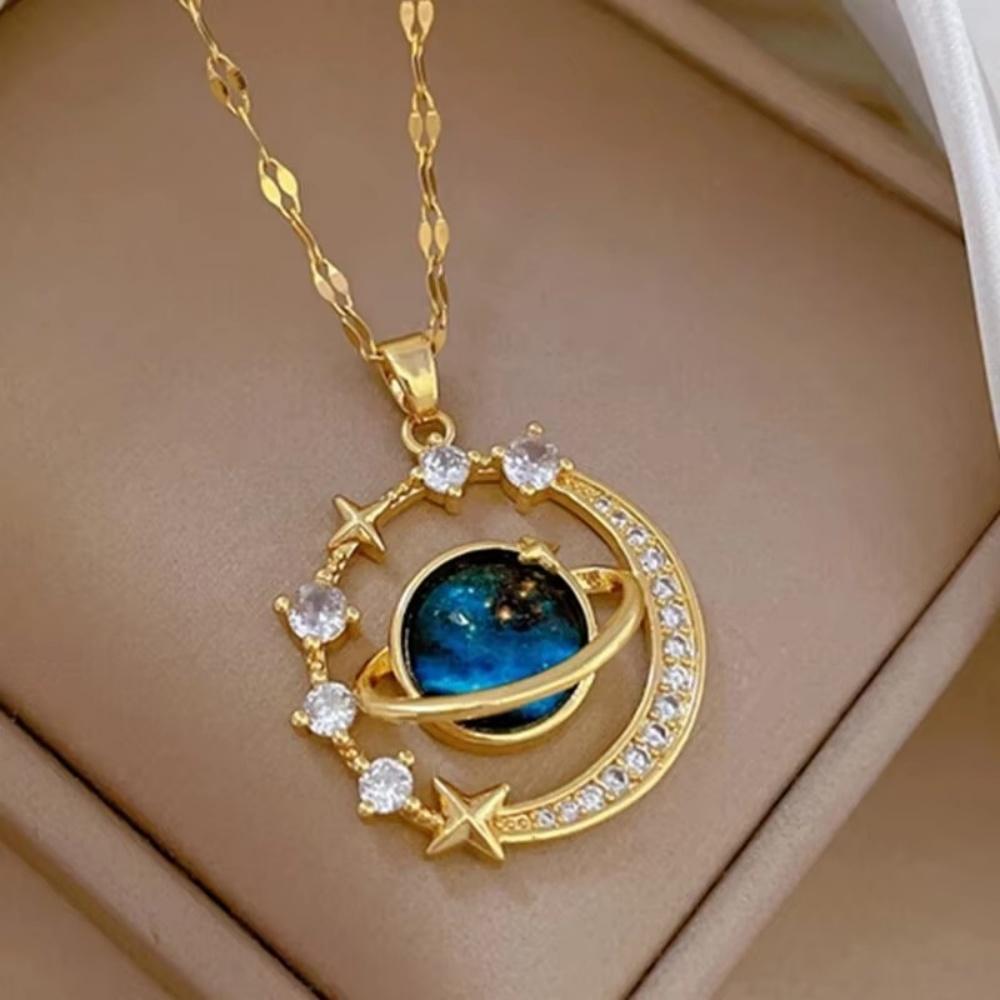 1Pc Dreamy Star Moon Planet Gold Necklace, Sparkling Rhinestone Pendant Chain for Daily Wear, Ideal for Casual & Date
1Pc Dreamy Star Moon Planet Gold Necklace, Sparkling Rhinestone Pendant Chain for Daily Wear, Ideal for Casual & Date