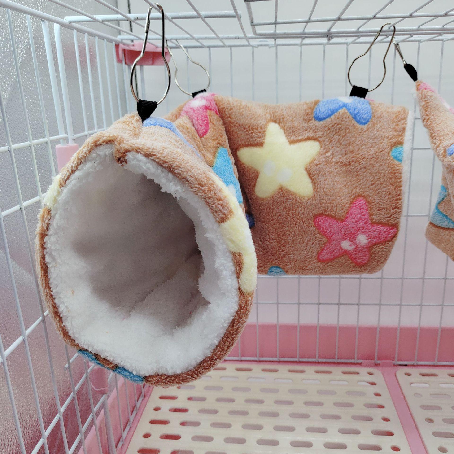 Super Soft Plush Tunnel Nest: Warming Hammock for Hamsters, Mice, Sugar Gliders, Ferrets, Guinea Pigs, and Cavies 50cm x 15cm
Super Soft Plush Tunnel Nest: Warming Hammock for Hamsters, Mice, Sugar Gliders, Ferrets, Guinea Pigs, and Cavies 50cm x 15cm