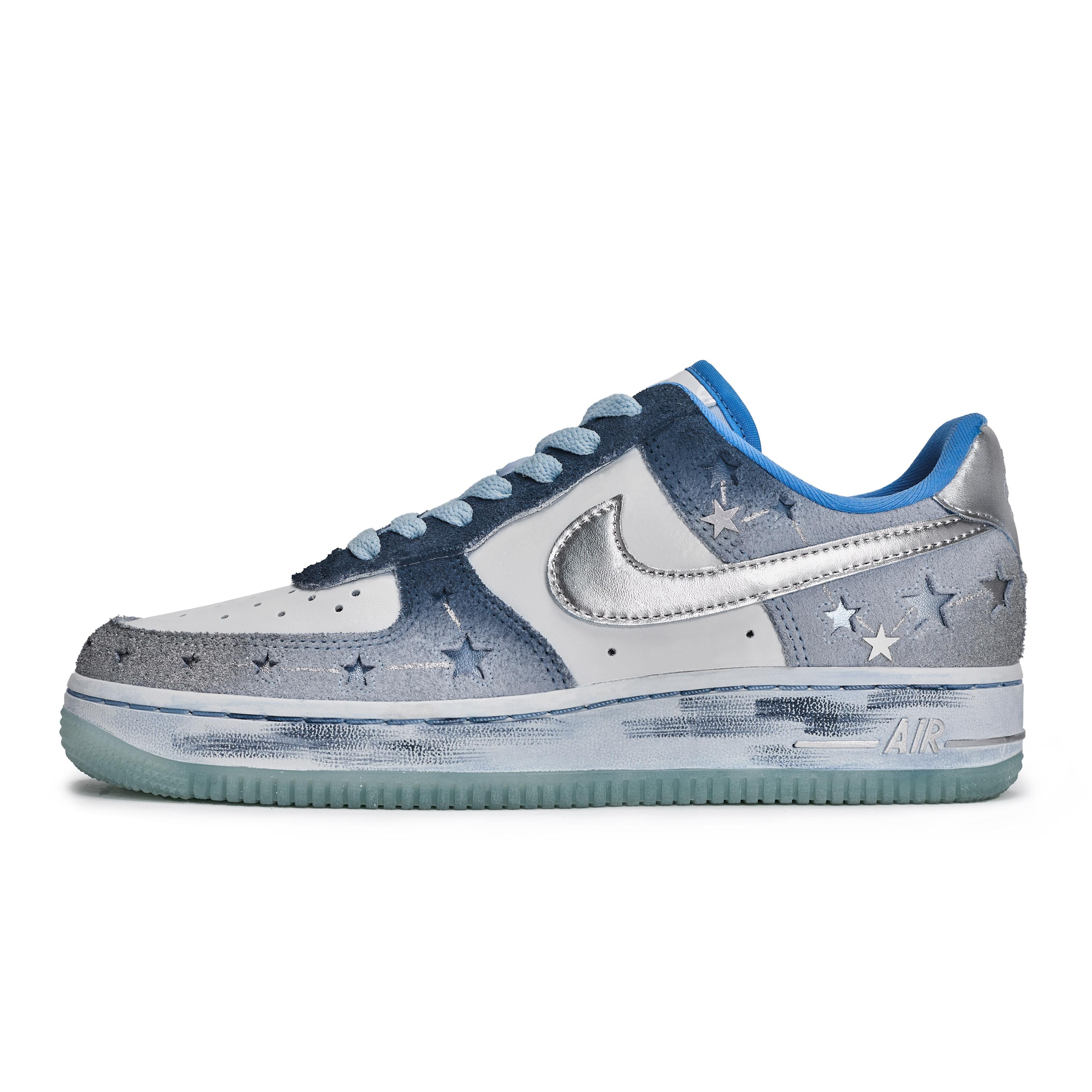Nike Air Force 1 REGO Hot Dog, Polar Night Starry Sky Low top Skateboard Shoes Women s White Blue Silver HQ8051-400(Team1189-) 35.5
Nike Air Force 1 REGO Hot Dog, Polar Night Starry Sky Low top Skateboard Shoes Women s White Blue Silver HQ8051-400(Team1189-) 35.5