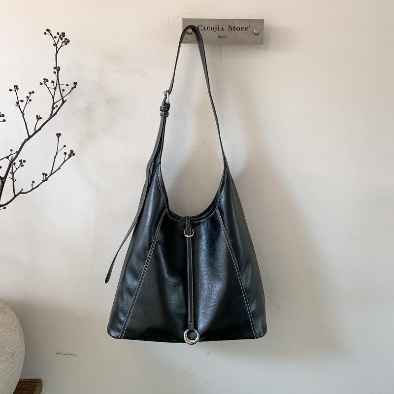 Simple Solid Color PU Leather Women s Shoulder Bags Fashion Vintage Ladies Handbag Casual Large Capacity Female Messenger Bag
Simple Solid Color PU Leather Women s Shoulder Bags Fashion Vintage Ladies Handbag Casual Large Capacity Female Messenger Bag