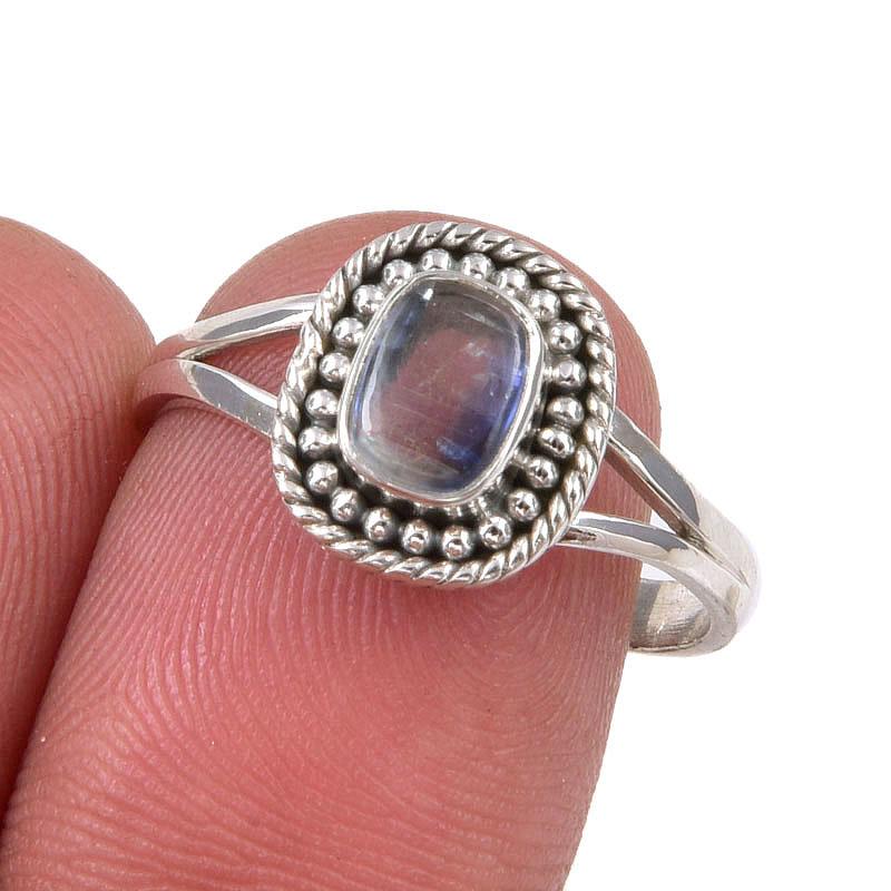 Natural Kyanite Gemstone Handmade 925 Sterling Silver Jewelry Ring Size 8 g5U55
Natural Kyanite Gemstone Handmade 925 Sterling Silver Jewelry Ring Size 8 g5U55