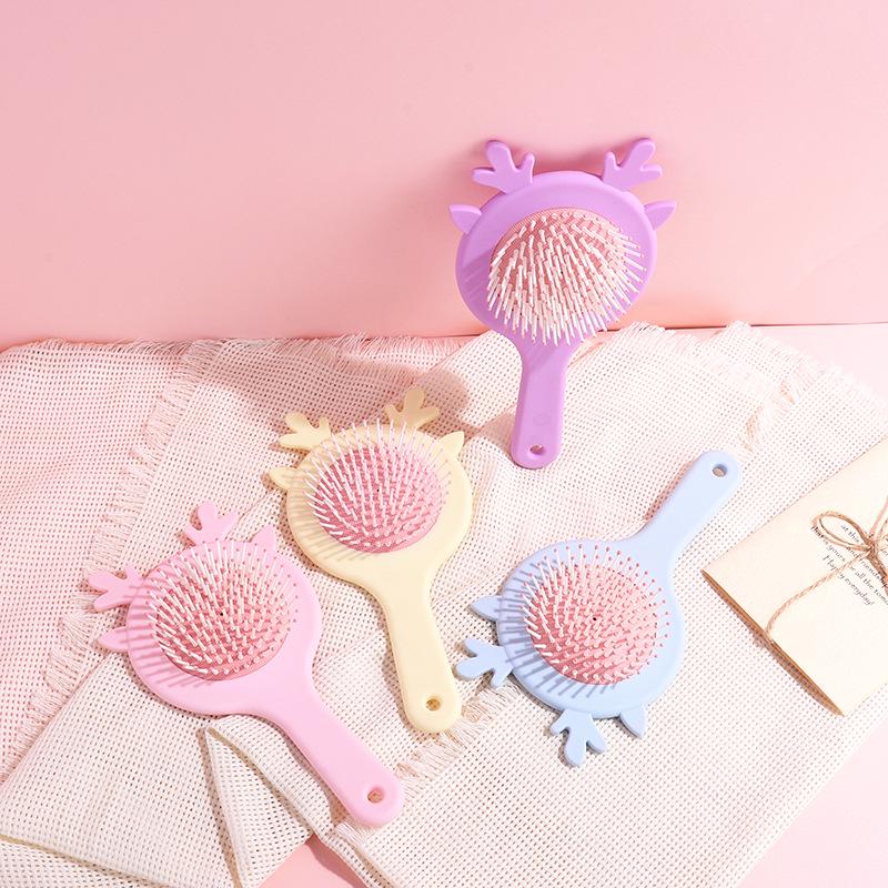 Cartoon Antler Airbag Comb for Women & Children – Gentle Massage Hairbrush 19.5*9.5*3cm 75g жовтий
Cartoon Antler Airbag Comb for Women & Children – Gentle Massage Hairbrush 19.5*9.5*3cm 75g жовтий