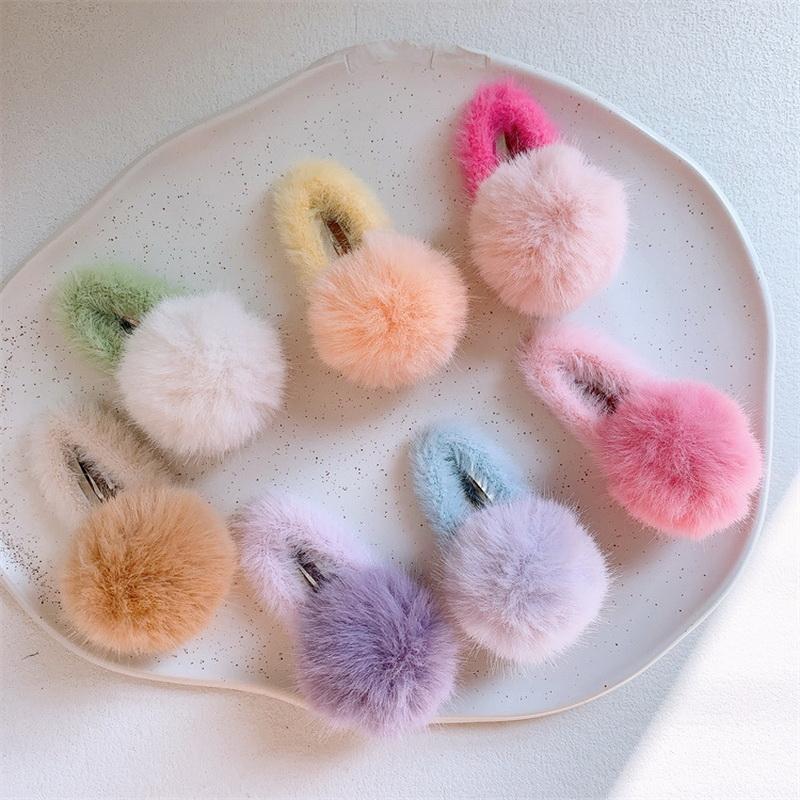 Cute Furry Hair Clip For Kids Fluffy Ball Barrette Girls Plush Hairclip Baby Pompoms Hair Tie elastic hair rope headdress
Cute Furry Hair Clip For Kids Fluffy Ball Barrette Girls Plush Hairclip Baby Pompoms Hair Tie elastic hair rope headdress