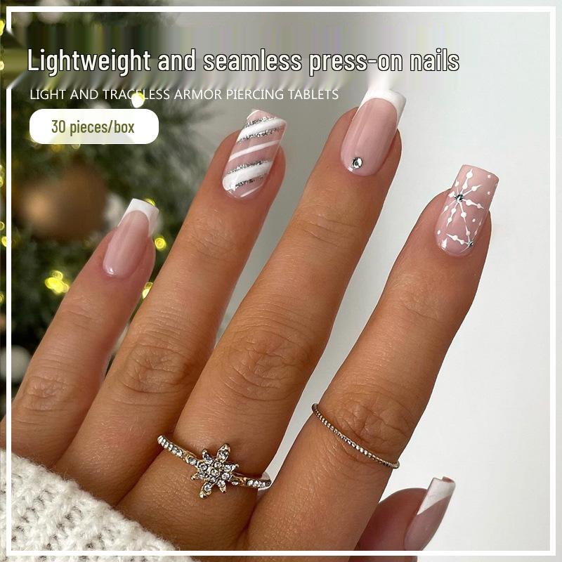 Trending Wearable White Stripe Rhinestone French Nail Art Patches - Finished False Nails Glue Type
Trending Wearable White Stripe Rhinestone French Nail Art Patches - Finished False Nails Glue Type