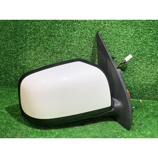 NV350 Caravan LDF-CW8E26 Right side mirror 96301-3XA0C
NV350 Caravan LDF-CW8E26 Right side mirror 96301-3XA0C
