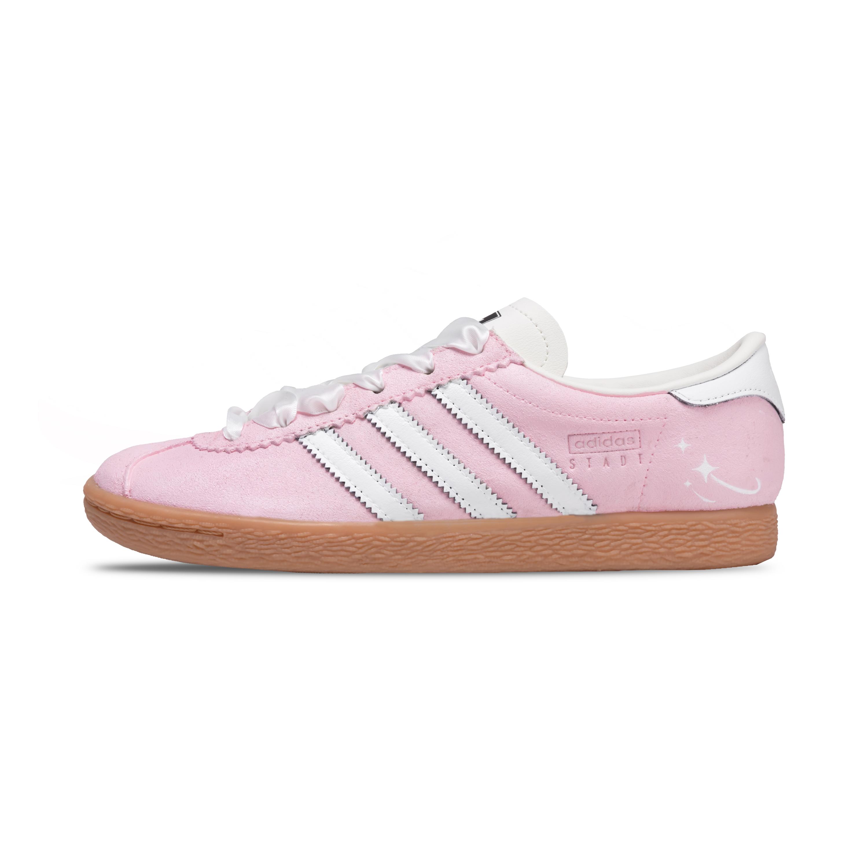 Adidas Originals Stadt Feather Dream Manufacturing, Wasteland Dream Low top German Army Trainers Women s Pink JR6343(Team1280-) 36
Adidas Originals Stadt Feather Dream Manufacturing, Wasteland Dream Low top German Army Trainers Women s Pink JR6343(Team1280-) 36