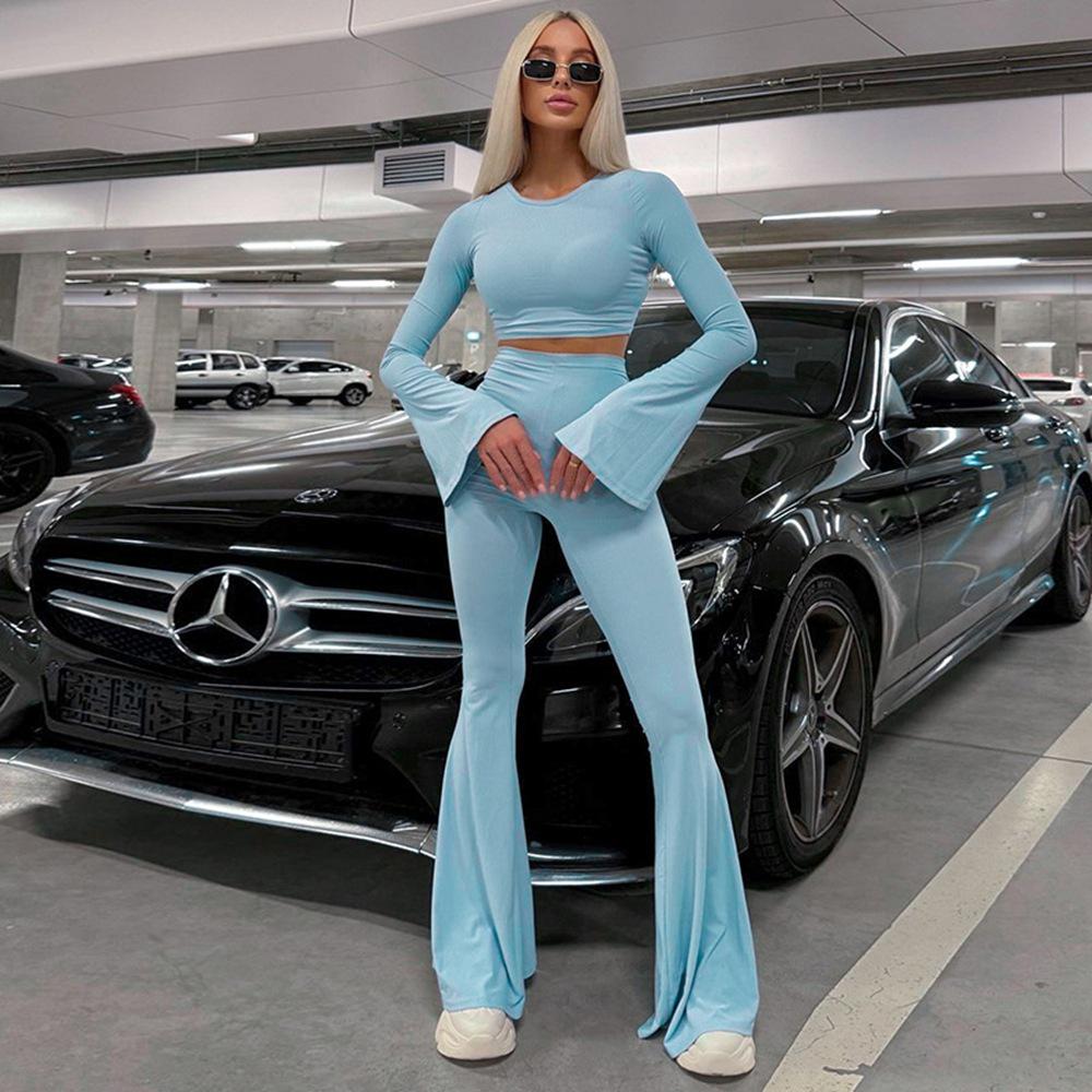 Autumn/Winter Women’s Knit Solid Casual Two-Piece Set: Long Sleeve Top & Flared Pants Small небесно-голубой
Autumn/Winter Women’s Knit Solid Casual Two-Piece Set: Long Sleeve Top & Flared Pants Small небесно-голубой