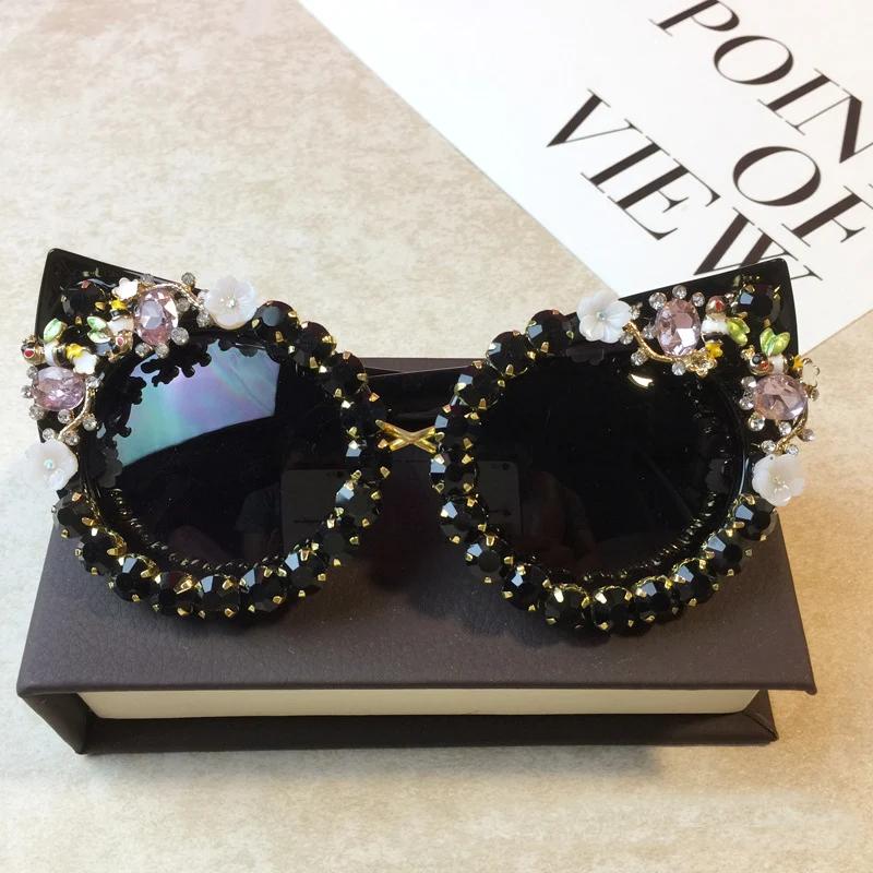 Handmade Rhinestone Cat Eye Sunglasses Fashion Glasses Women Flower with Pearl Round Vintage Sunglasses Beach Party чорний
Handmade Rhinestone Cat Eye Sunglasses Fashion Glasses Women Flower with Pearl Round Vintage Sunglasses Beach Party чорний