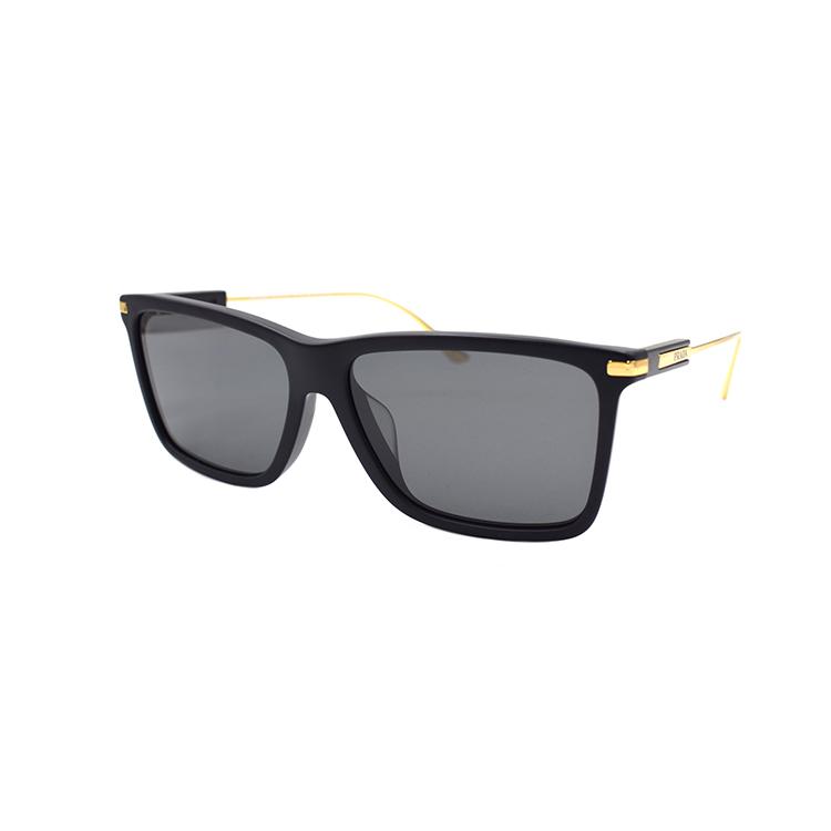 Prada Heritage Classic Series Glass Lens Holiday Travel Edition Polarized Sunglasses Rectangular Men sunglasses Matte-Black SPR01Z-F-1BO-08G Basic Packaging-Eyeglass Case+Box
Prada Heritage Classic Series Glass Lens Holiday Travel Edition Polarized Sunglasses Rectangular Men sunglasses Matte-Black SPR01Z-F-1BO-08G Basic Packaging-Eyeglass Case+Box