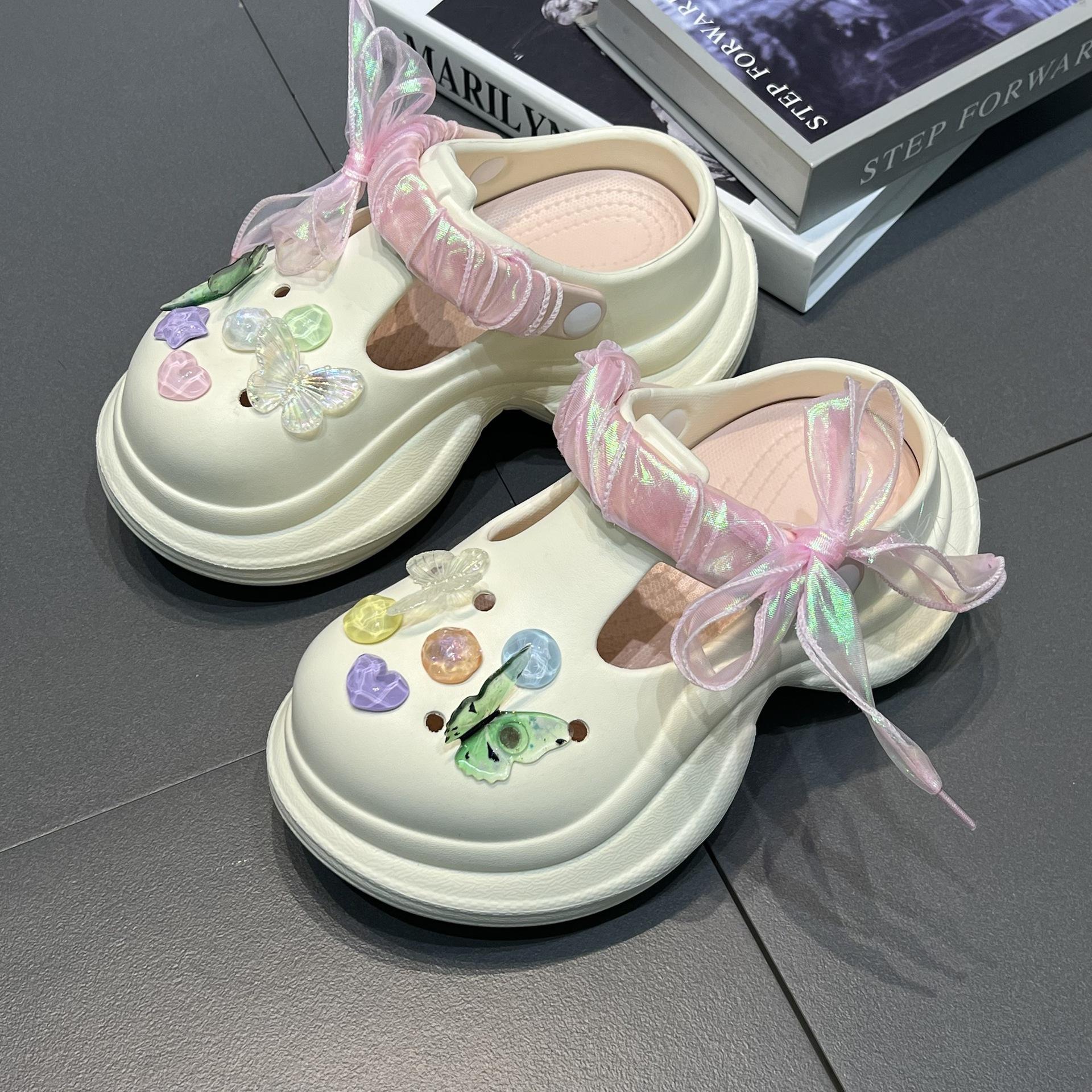 Fashion high-end hole shoes women s summer new outer wear runaway tired feet non-slip bag head slippers 35
Fashion high-end hole shoes women s summer new outer wear runaway tired feet non-slip bag head slippers 35