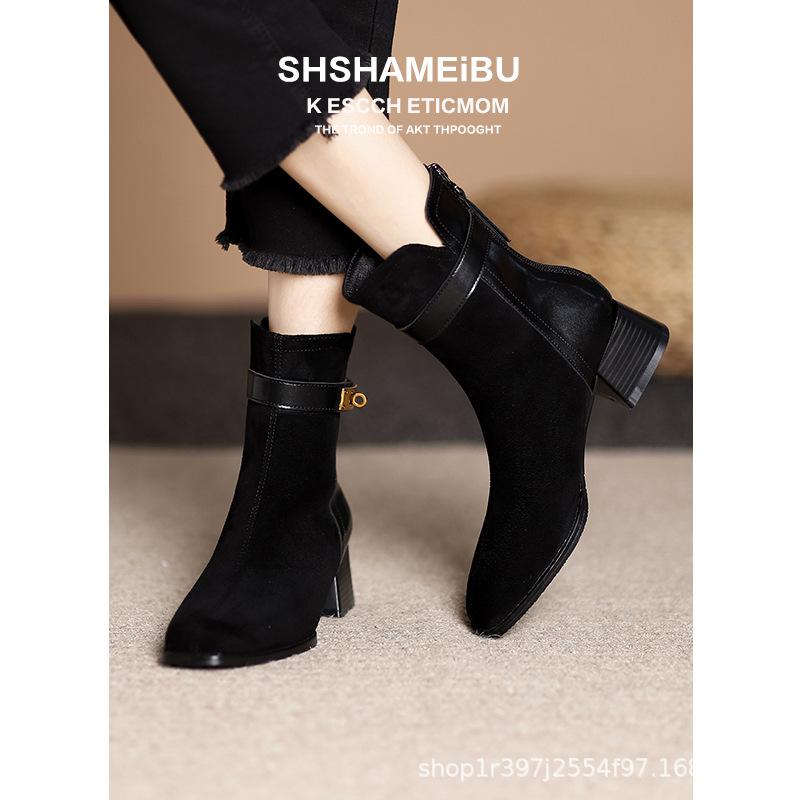 New autumn and winter fashion Martin boots women s square head medium high heel short boots Chelsea thick heel single boots 34
New autumn and winter fashion Martin boots women s square head medium high heel short boots Chelsea thick heel single boots 34