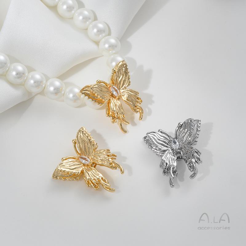 14K Gold-filled 3D Double-layer Butterfly Spacer Pendant for DIY Pearl Bracelet & Necklace Jewelry
14K Gold-filled 3D Double-layer Butterfly Spacer Pendant for DIY Pearl Bracelet & Necklace Jewelry