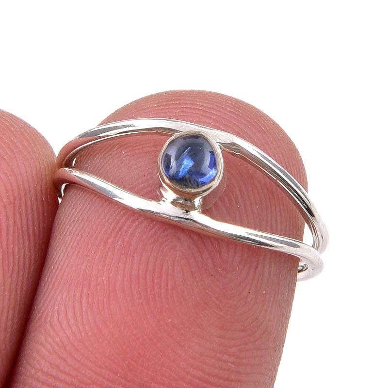 Natural Kyanite Gemstone Handmade 925 Sterling Silver Jewelry Ring Size 5.5 B4S94
Natural Kyanite Gemstone Handmade 925 Sterling Silver Jewelry Ring Size 5.5 B4S94