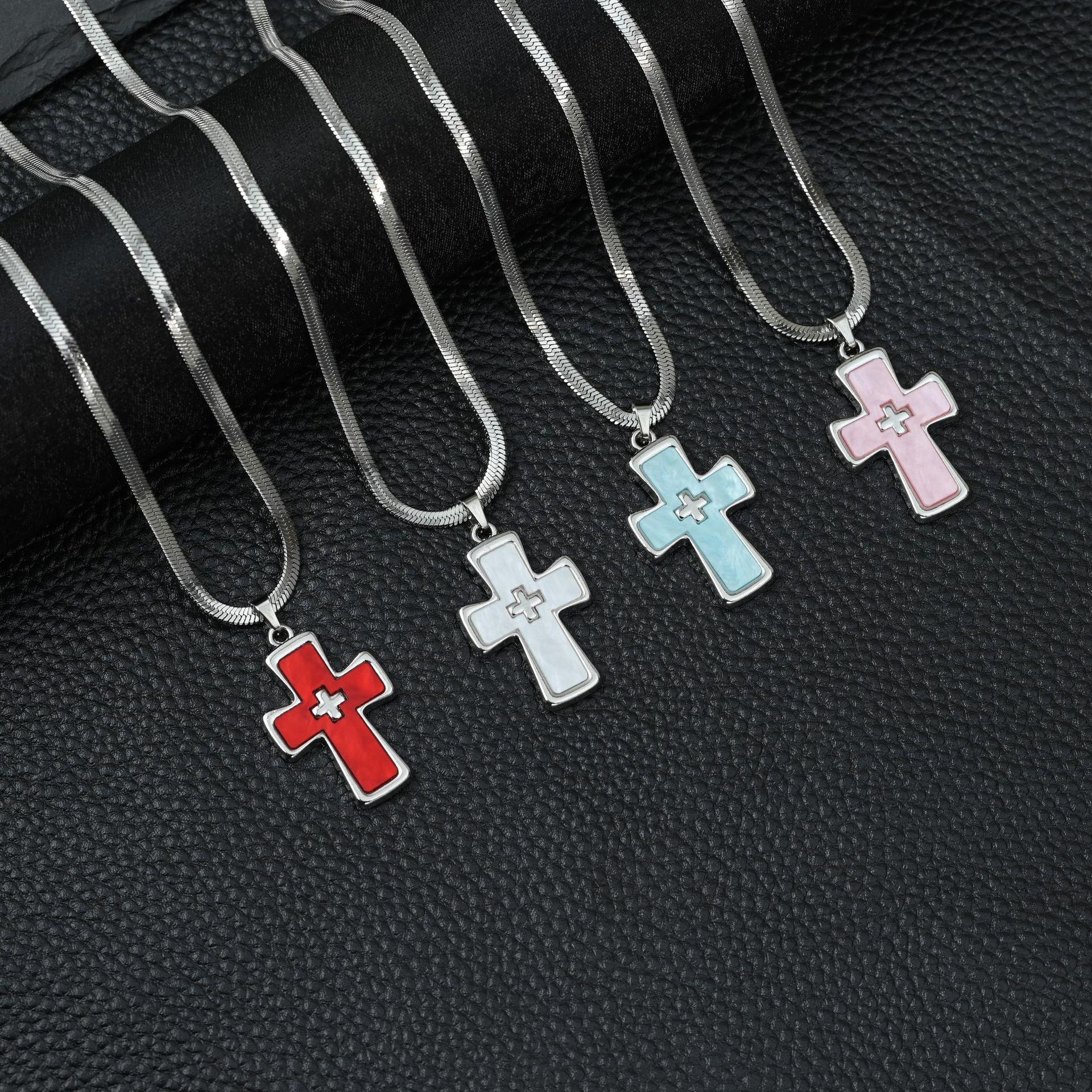 Sweet Cool Dopamine Double Cross Pendant Blade Chain Necklace Female Autumn Titanium Steel Design Versatile Clavicle Chain
Sweet Cool Dopamine Double Cross Pendant Blade Chain Necklace Female Autumn Titanium Steel Design Versatile Clavicle Chain
