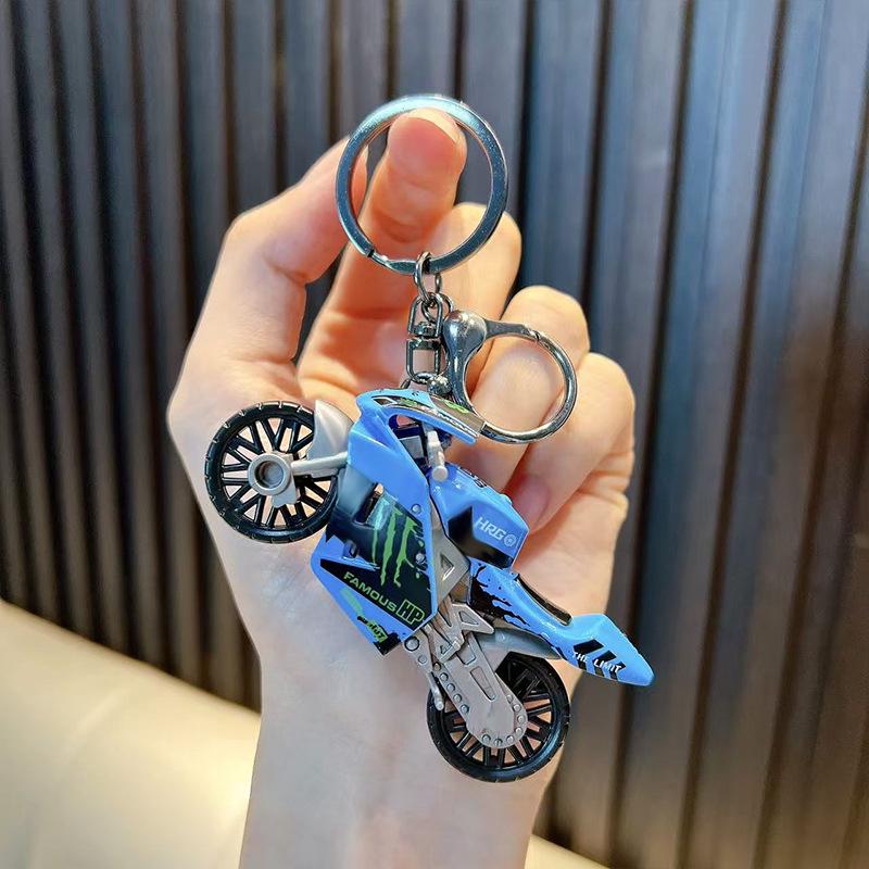 Hui Li Toy Car & Motorcycle Keychain Charms and Backpack Accessories синій
Hui Li Toy Car & Motorcycle Keychain Charms and Backpack Accessories синій