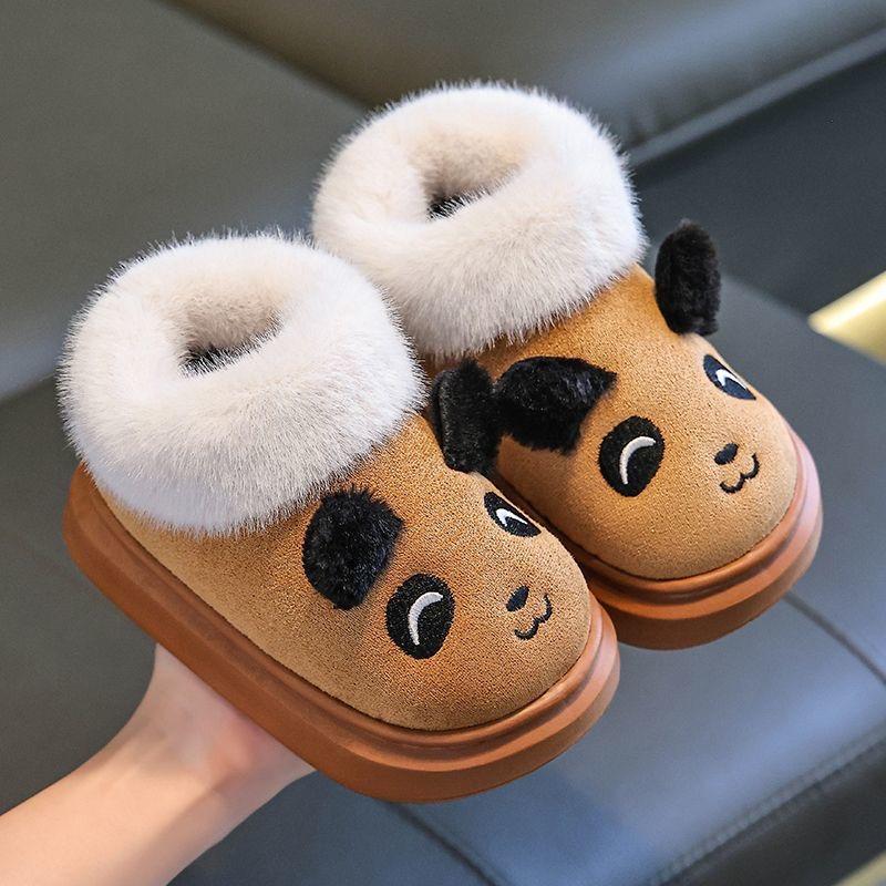 Kids Winter Warm Shoes for Boys Girls Cotton Slippers Cute Panda Soft Plush Indoor Outdoor Boots Non-Slip EVA Sole Slip-On Shoes 36-37
Kids Winter Warm Shoes for Boys Girls Cotton Slippers Cute Panda Soft Plush Indoor Outdoor Boots Non-Slip EVA Sole Slip-On Shoes 36-37