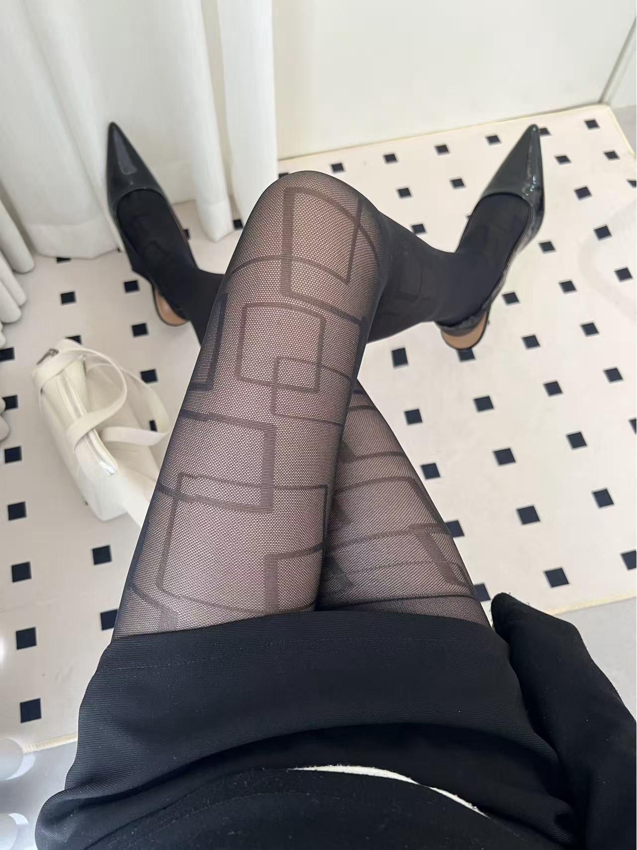 Layered Geometric Black Plaid Stockings - Spring/Summer Slimming Hot Girl Style One Size чорний
Layered Geometric Black Plaid Stockings - Spring/Summer Slimming Hot Girl Style One Size чорний