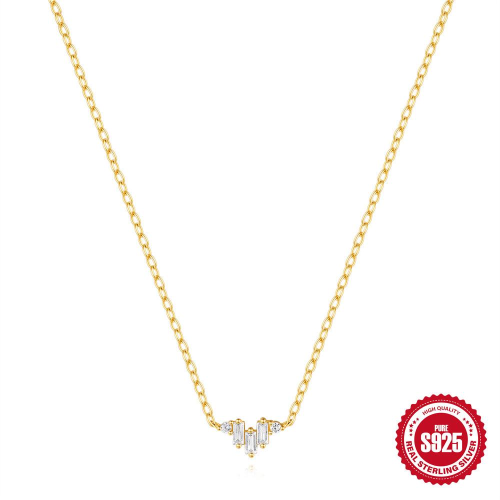 Fashion S925 Sterling Silver Trio Rectangular Splicing Love Autumn And Winter Atmosphere Necklace Collarbone Chain 925 silver золотий
Fashion S925 Sterling Silver Trio Rectangular Splicing Love Autumn And Winter Atmosphere Necklace Collarbone Chain 925 silver золотий