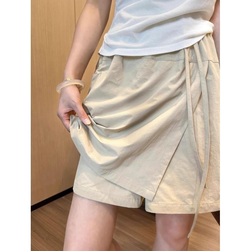 Women s Lightweight High-Waisted Slimming Sun Protective Skirt-Pants: Loose, Casual Design Shorts 4XL хакі
Women s Lightweight High-Waisted Slimming Sun Protective Skirt-Pants: Loose, Casual Design Shorts 4XL хакі