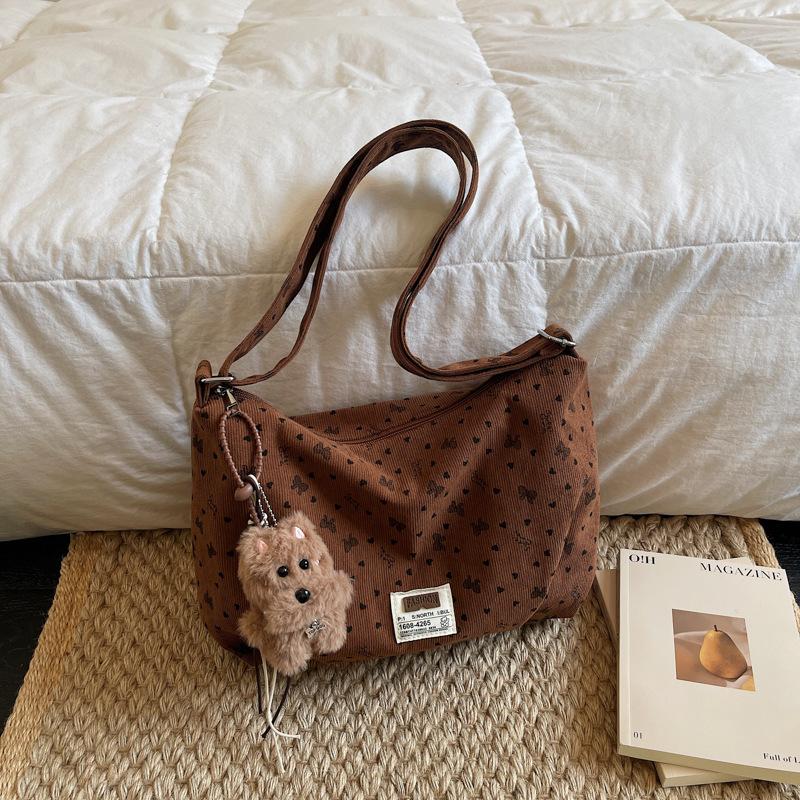 Winter Korean Style Corduroy Shoulder Bag Large Capacity for Students Commute Bag Texture Simple and Versatile Crossbody Bag коричневый
Winter Korean Style Corduroy Shoulder Bag Large Capacity for Students Commute Bag Texture Simple and Versatile Crossbody Bag коричневый