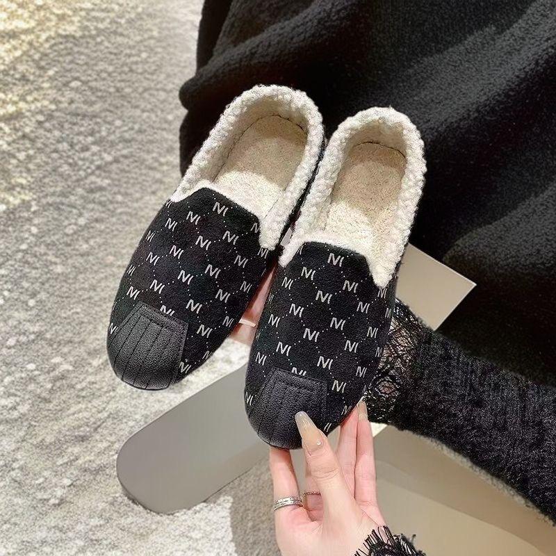 Winter warm cotton slippers women s indoor non-slip warm bag heel cotton shoes soft sole Mao Mao Doudou shoes 36
Winter warm cotton slippers women s indoor non-slip warm bag heel cotton shoes soft sole Mao Mao Doudou shoes 36