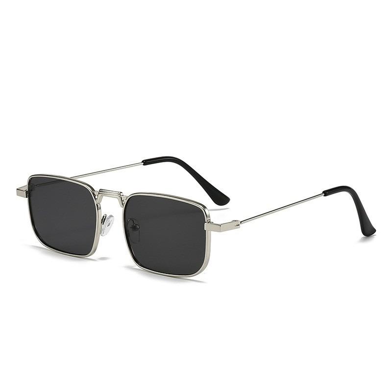 1pcs Unisex European & American Fashion Glasses, Lightweight, High-Quality Lenses серебряный серый
1pcs Unisex European & American Fashion Glasses, Lightweight, High-Quality Lenses серебряный серый