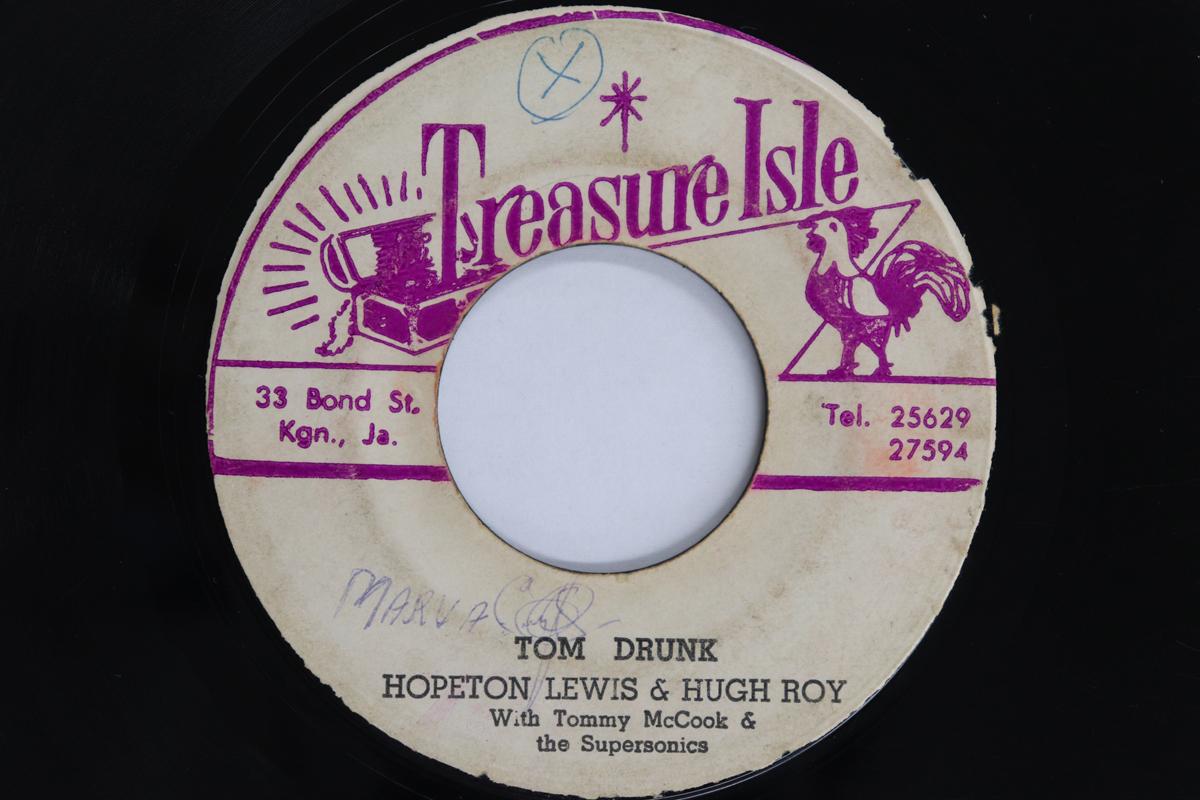 7inch Record HOPETON LEWIS, HUGH ROY, TOMMY MCCO - Tom Drunk / Mabrouk NONE TREASURE ISLE 1971 Jamaica Reggae, Ska & Dub Used
7inch Record HOPETON LEWIS, HUGH ROY, TOMMY MCCO - Tom Drunk / Mabrouk NONE TREASURE ISLE 1971 Jamaica Reggae, Ska & Dub Used