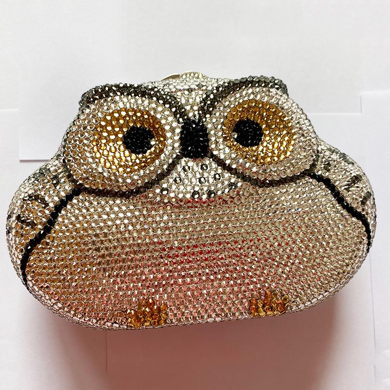 Full Diamond Gold/Silver Clutch Crystal Evening Bags Owl Shape Women Wedding Bag Purse WHTUOHENG Rhinestone Lady Dinner Clutche 17.5cmX12cmX6cm
Full Diamond Gold/Silver Clutch Crystal Evening Bags Owl Shape Women Wedding Bag Purse WHTUOHENG Rhinestone Lady Dinner Clutche 17.5cmX12cmX6cm