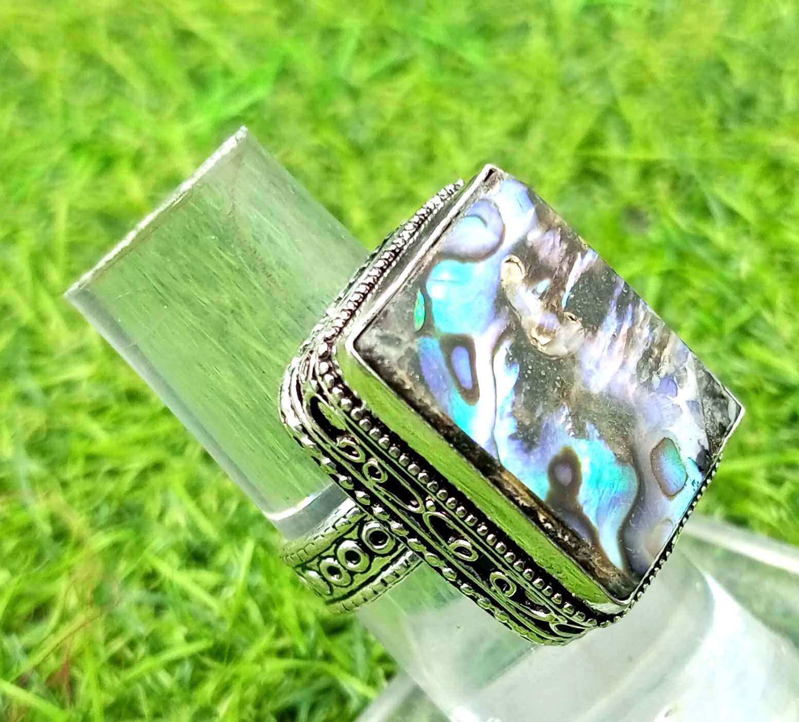 Abalone Shell Gemstone 925 Sterling Silver Plated Antique Vintage Ring US SZ 5 Jewelry AVRF13
Abalone Shell Gemstone 925 Sterling Silver Plated Antique Vintage Ring US SZ 5 Jewelry AVRF13