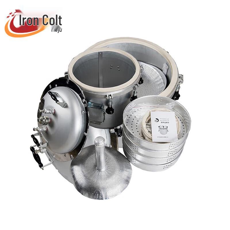 Iron Horse High-Altitude Aluminum Pressure Cooker
Iron Horse High-Altitude Aluminum Pressure Cooker