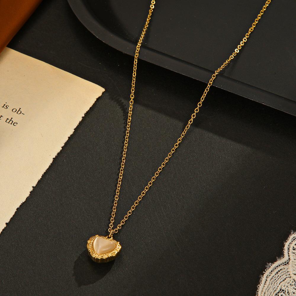 Internet celebrity INS simple love necklace women s 14K gold-plated niche design sense versatile pearl heart-shaped clavicle chain
Internet celebrity INS simple love necklace women s 14K gold-plated niche design sense versatile pearl heart-shaped clavicle chain