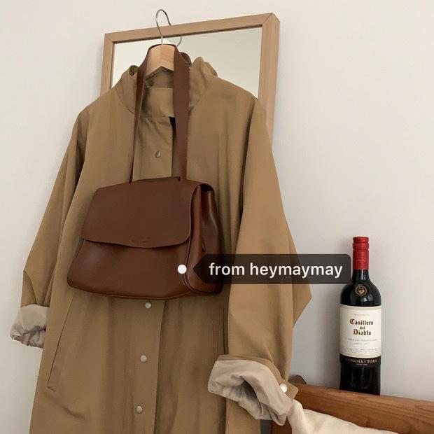 Bag women s versatile new trendy large-capacity dark brown autumn and winter with coat shoulder messenger bag
Bag women s versatile new trendy large-capacity dark brown autumn and winter with coat shoulder messenger bag