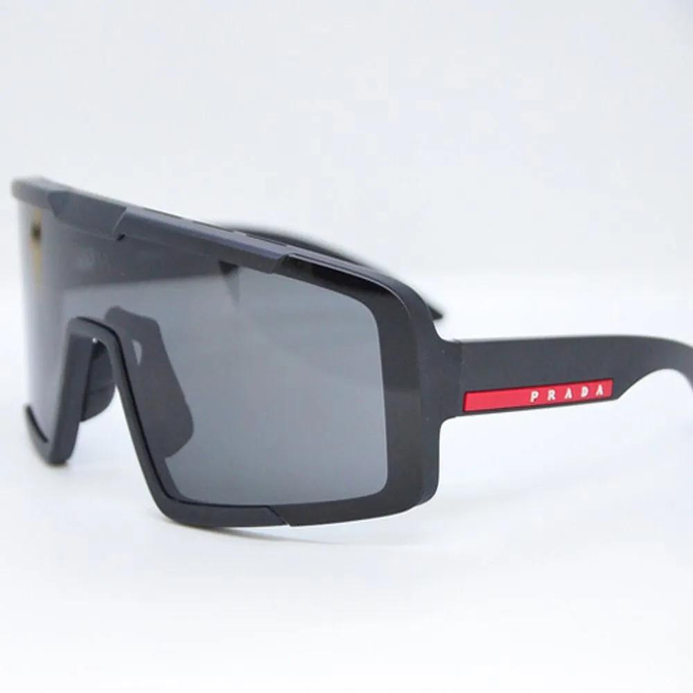 Prada Sports Sunglasses SPS B07 1BO06F, PS B07S, Goggle-style Sunglasses
Prada Sports Sunglasses SPS B07 1BO06F, PS B07S, Goggle-style Sunglasses