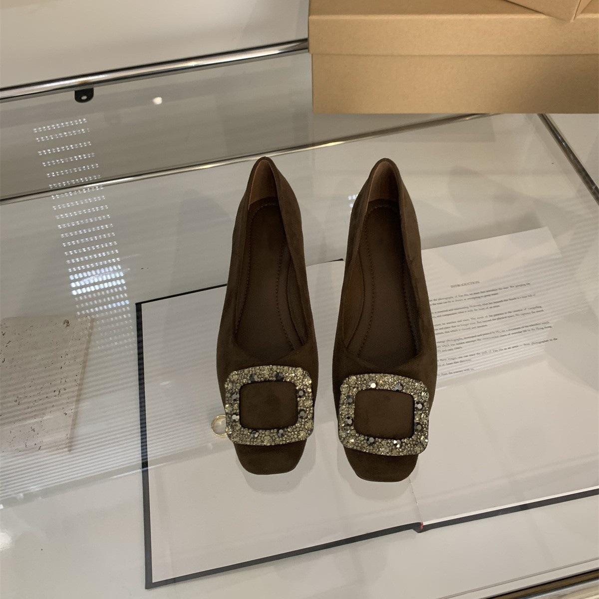 Туфли женские с открытым носком и глубоким вырезом со стразами весна-осень 2025 года, новая корейская версия, французская темпераментная фея с юбкой, вечерние туфли на плоской подошве 40 зелёный
Туфли женские с открытым носком и глубоким вырезом со стразами весна-осень 2025 года, новая корейская версия, французская темпераментная фея с юбкой, вечерние туфли на плоской подошве 40 зелёный