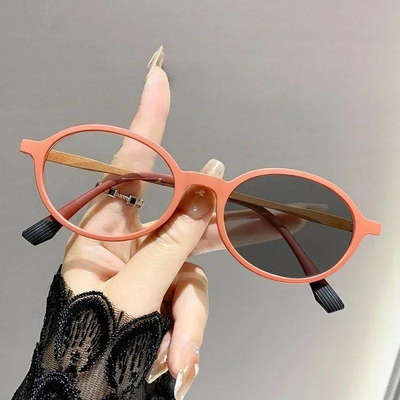 Retro Photochromic Myopia Glasses for Men Women Small Oval Frame Minus Diopter Eyewear Unisex Vintage Anti-UV Sunglasses 0-4.0 0
Retro Photochromic Myopia Glasses for Men Women Small Oval Frame Minus Diopter Eyewear Unisex Vintage Anti-UV Sunglasses 0-4.0 0