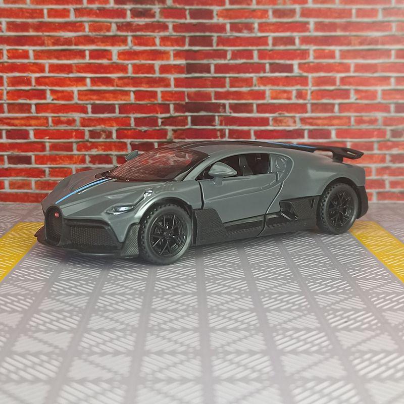 Jianyuan 3607A DIVO Alloy Toy Car with Sound, Lights, and Pull-Back Action - 2 Doors, Perfect Gift for Boys жёлтый
Jianyuan 3607A DIVO Alloy Toy Car with Sound, Lights, and Pull-Back Action - 2 Doors, Perfect Gift for Boys жёлтый