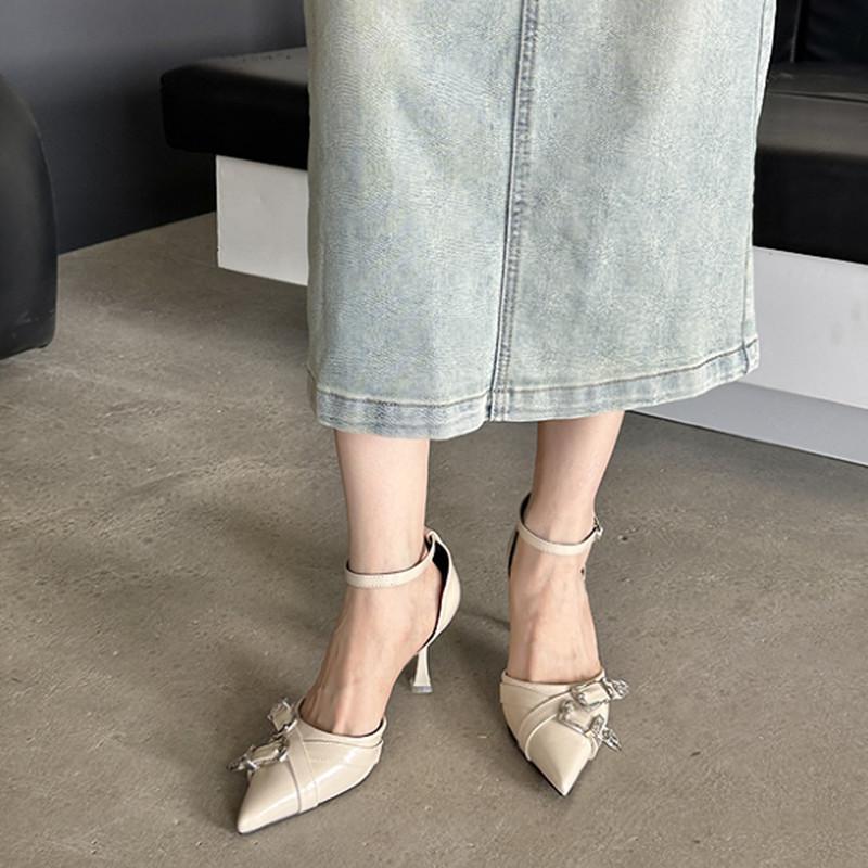 Pointed head, light mouth, ladyshoes, high heels with skirt temperament, one-word buckle, thin heels, single shoes, gentle spring and summer niche 39 абрикосовий
Pointed head, light mouth, ladyshoes, high heels with skirt temperament, one-word buckle, thin heels, single shoes, gentle spring and summer niche 39 абрикосовий