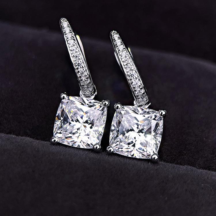 S925 Sterling Silver Versatile Dangle Earrings with White Gold Plating and Diamond Set 925 Sterling Silver
S925 Sterling Silver Versatile Dangle Earrings with White Gold Plating and Diamond Set 925 Sterling Silver