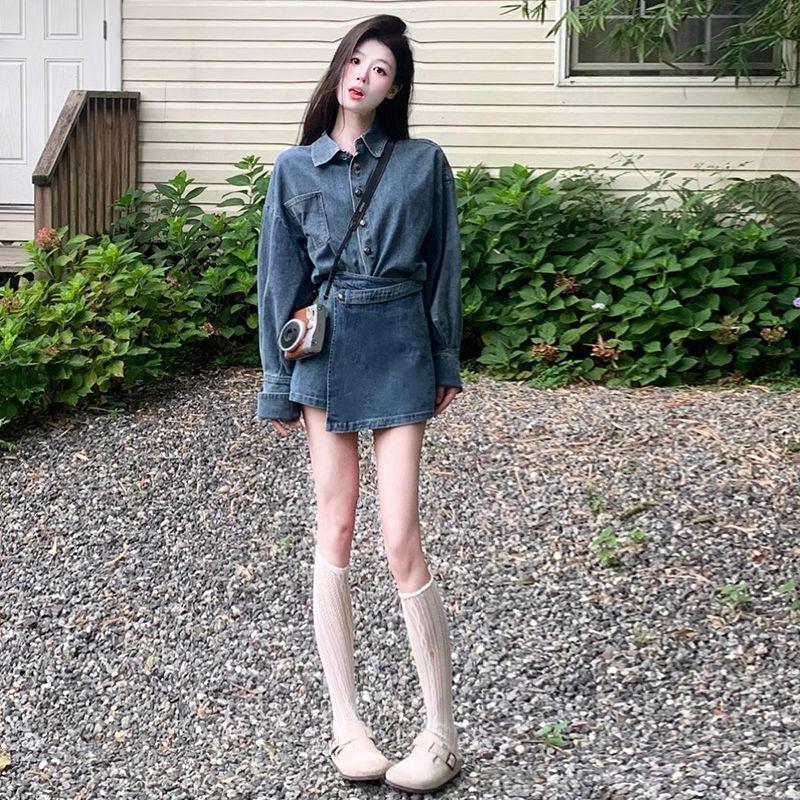 Women s Plus Size Denim Jacket and Skirt Set - Age-Defying, Stylish Spring/Autumn Outfit with Irregular Suspender Short Skirt 2XL
Women s Plus Size Denim Jacket and Skirt Set - Age-Defying, Stylish Spring/Autumn Outfit with Irregular Suspender Short Skirt 2XL