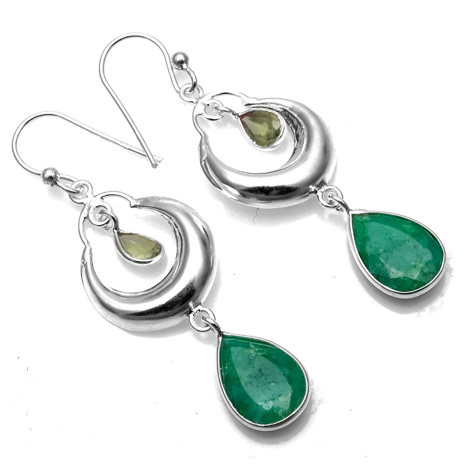 Emerald Gemstone Earrings Solid 925 Sterling Silver Handmade Earrings Jewelry Gift For Women And Girls E-1484
Emerald Gemstone Earrings Solid 925 Sterling Silver Handmade Earrings Jewelry Gift For Women And Girls E-1484