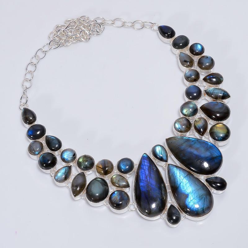 Dazzling Top Grade Qualite 100% Natural Labradorite Pear Shape Ethnic Style Handmade Jewelry 925 Steling Silver Plated Necklace 19 WSJ-5117 срібний
Dazzling Top Grade Qualite 100% Natural Labradorite Pear Shape Ethnic Style Handmade Jewelry 925 Steling Silver Plated Necklace 19 WSJ-5117 срібний