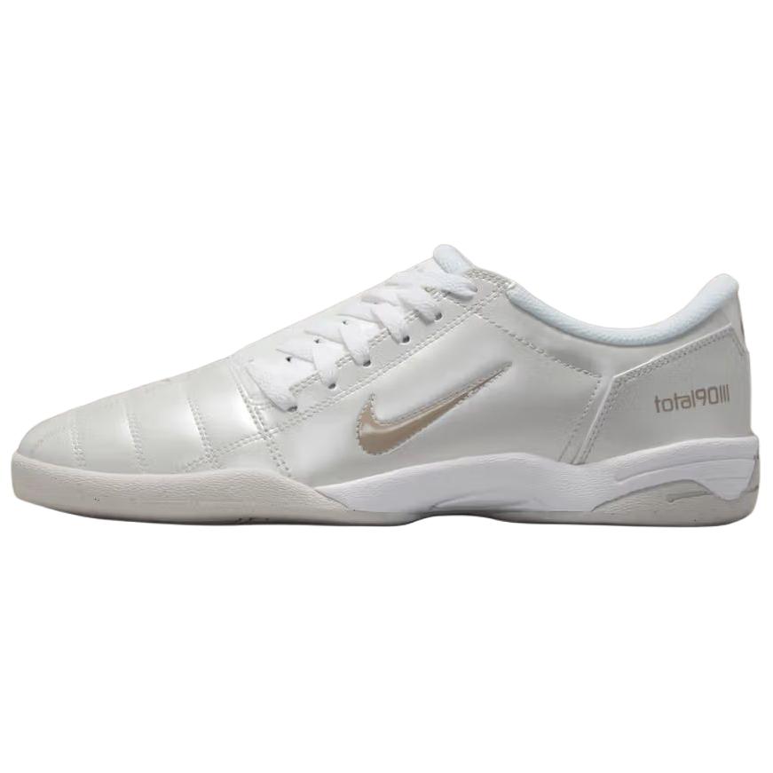 Новые футбольные бутсы Nike Total 90 IIl Унисекс Серые HQ2851-002 44
Новые футбольные бутсы Nike Total 90 IIl Унисекс Серые HQ2851-002 44