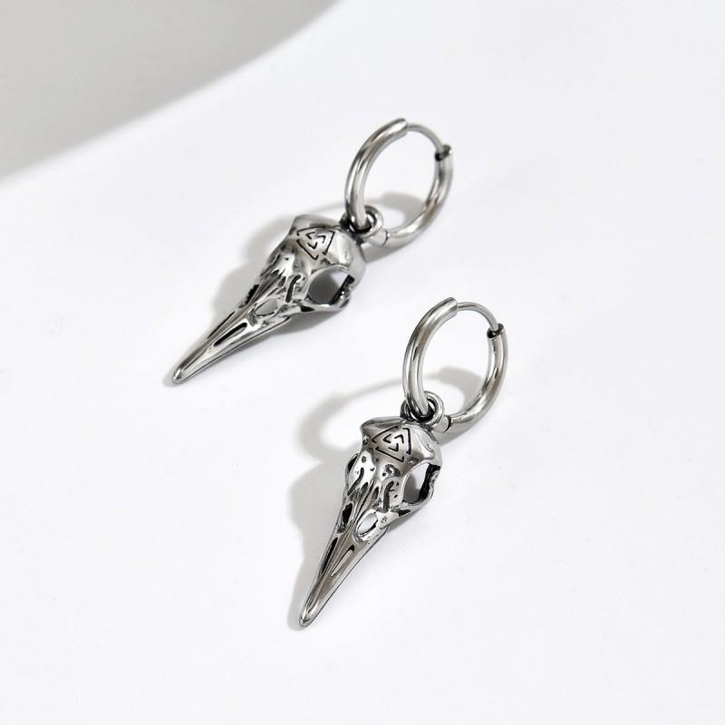 Crow Beak Skull Ear Buckle Dark Style Niche Punk Vintage Heavy Industry Personality Trend Design Earrings
Crow Beak Skull Ear Buckle Dark Style Niche Punk Vintage Heavy Industry Personality Trend Design Earrings